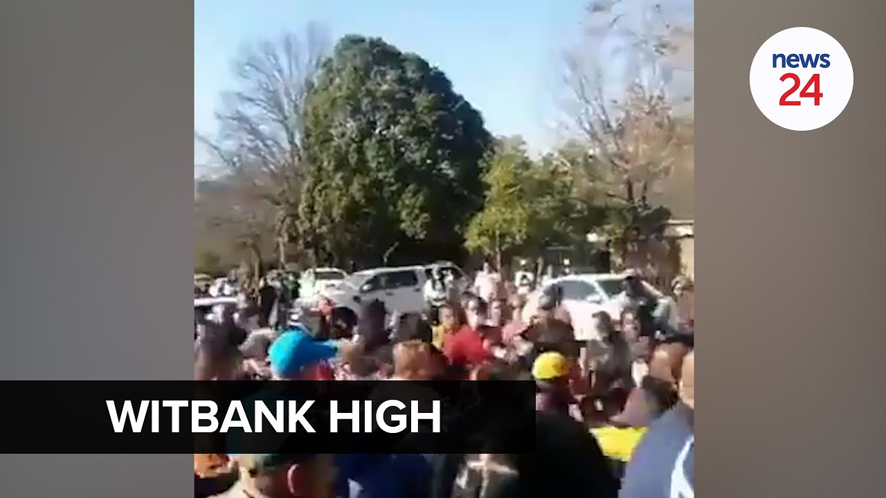 Parents clashe after whites parentsattack them atschool oer racism incident in South Africa