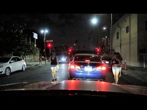 LOS ANGELES STREETS LATE  AT NIGHT