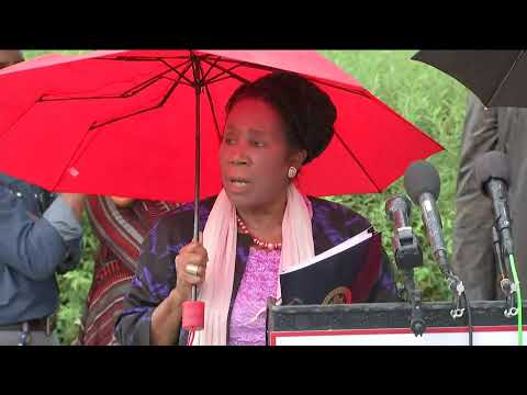 House Democrats Hold a Press Conference on Haitian Migrants at Texas Border